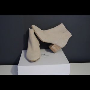 ALDO CREAM ANKLE BOOTIES